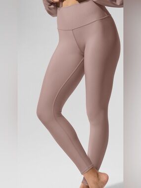 NWT ALO Yoga 7/8 High-Waist Air Lift Leggings in MUSHROOM size large